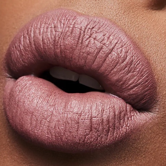 MAC MATTE LIPSTICK                        SOAR (650) Mid-ToneCool Mauve - Picture 4 of 5